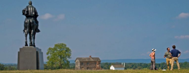 historian on a tour with StrengthsFinder Context