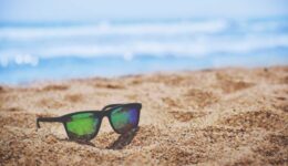 sun-glasses-on-the-beach