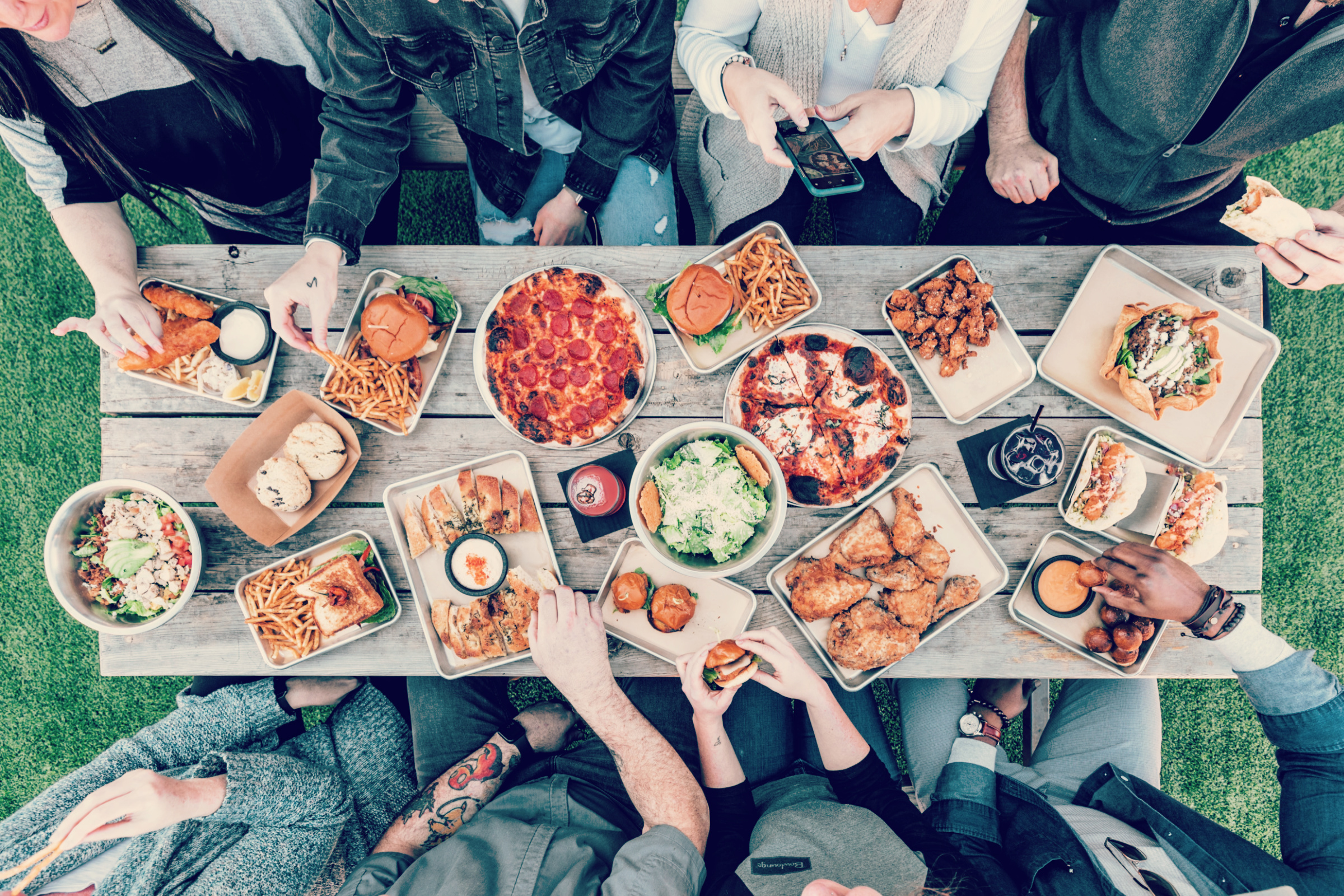 Gratitude Thanksgiving table 2022