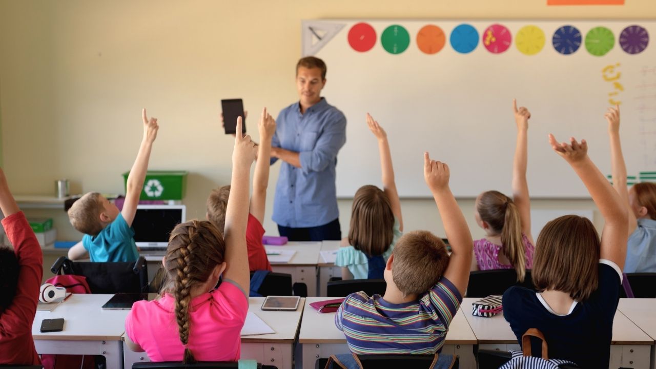 FEATURED S09EP18 - What It Looks Like for Leaders to Model Learning