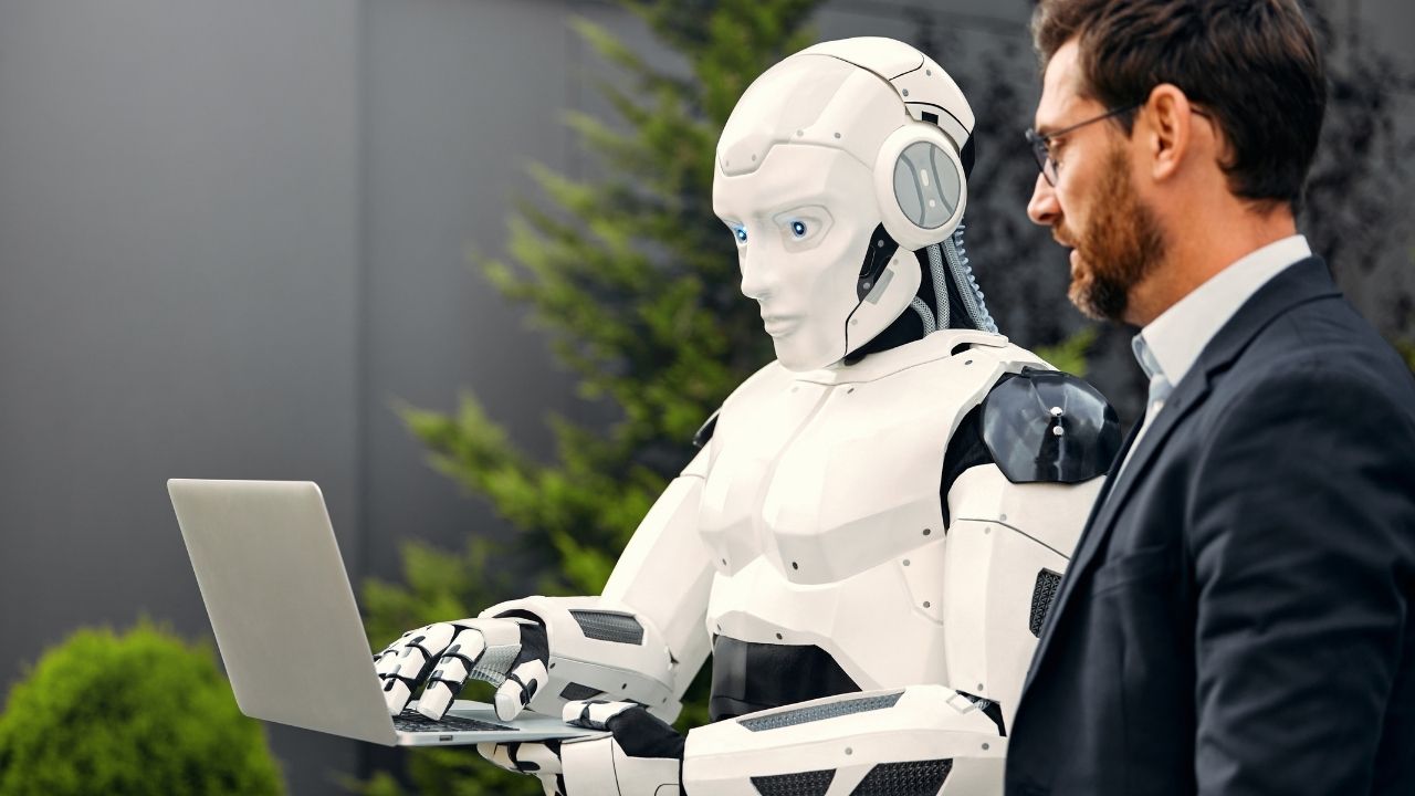 FEATURED S09EP27 - Can You Optimize People Without Treating Them Like Machines